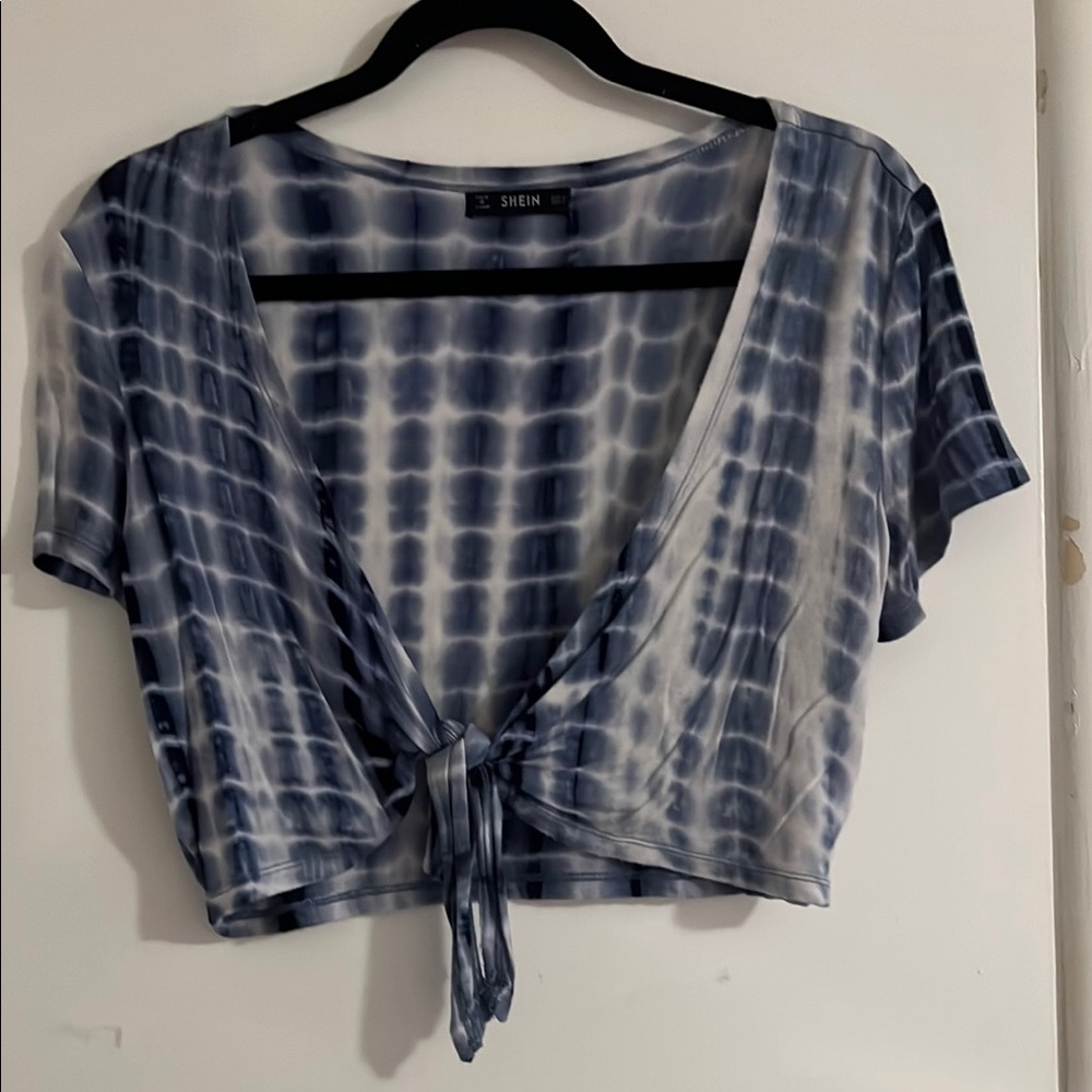 SHEIN Blue Tie Front Crop Blouse